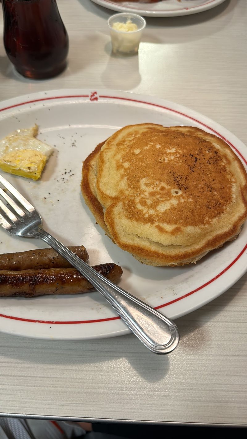 Breakfast at Seven in the Evening Breakfast at Seven in the Evening