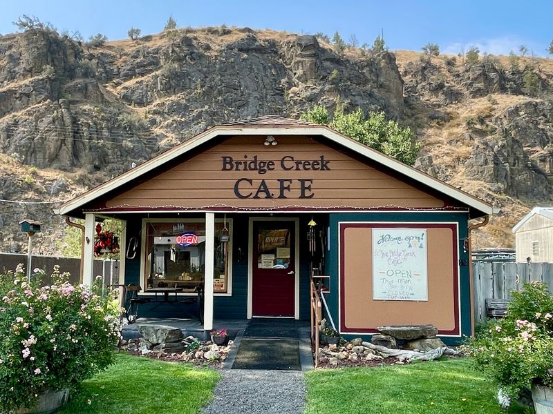 Bridge Creek Cafe, Mitchell, OR