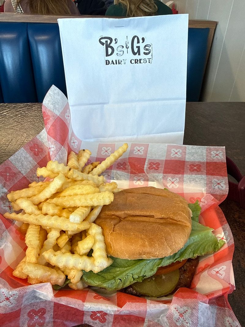 B's & G's Dairy Crest, Marionville, MO