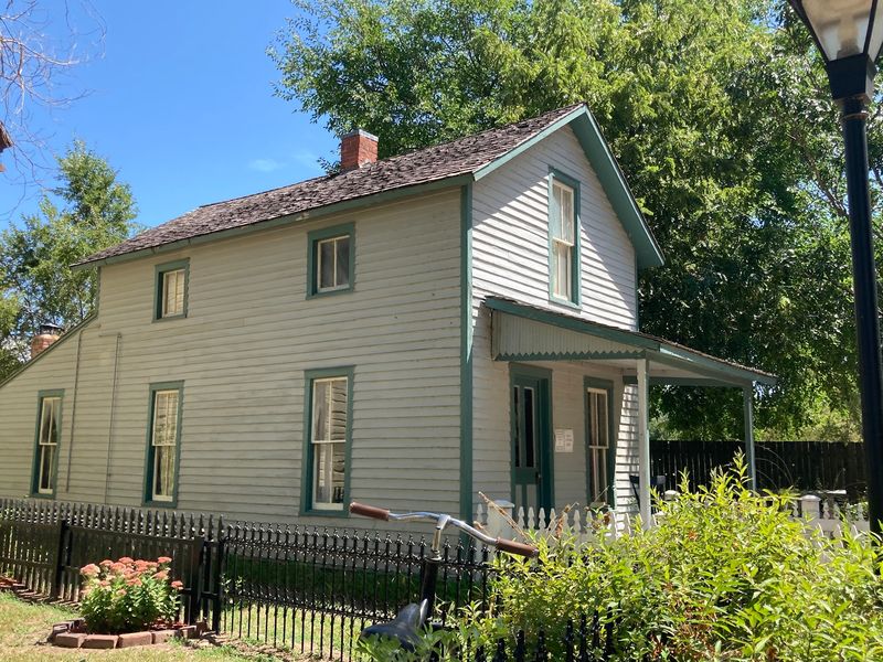 Buildings That Traveled to Town