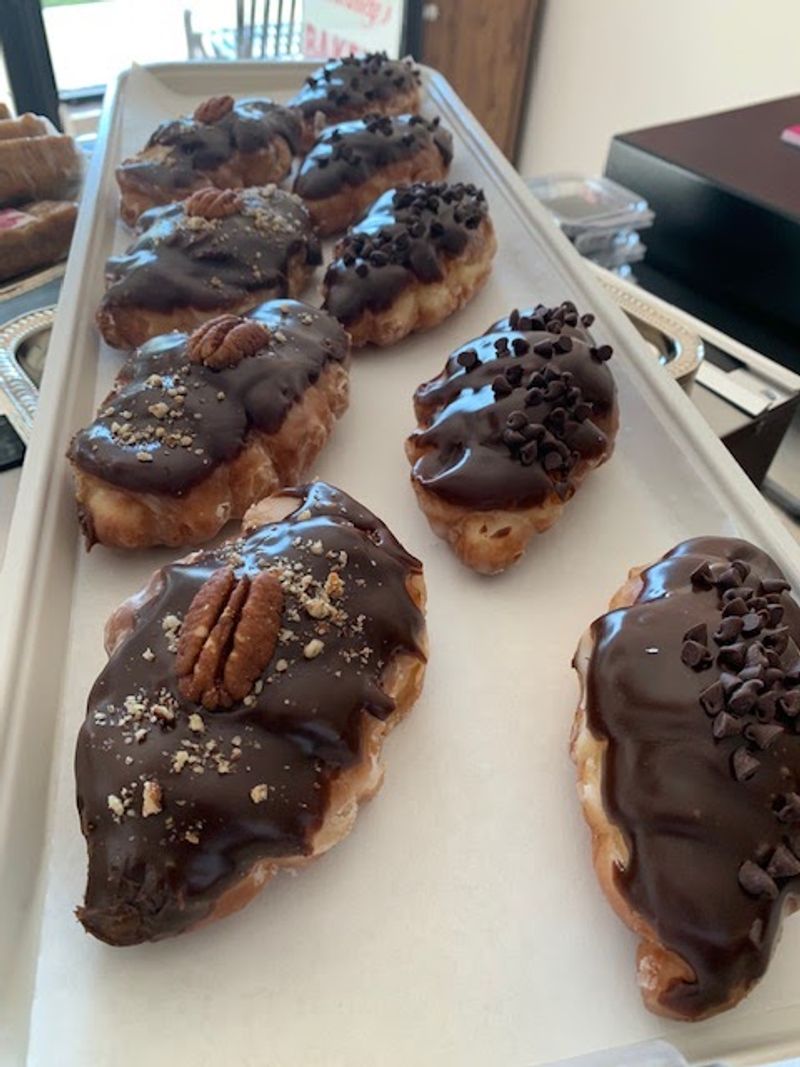 Burney's Sweets & More, Elizabethtown, NC