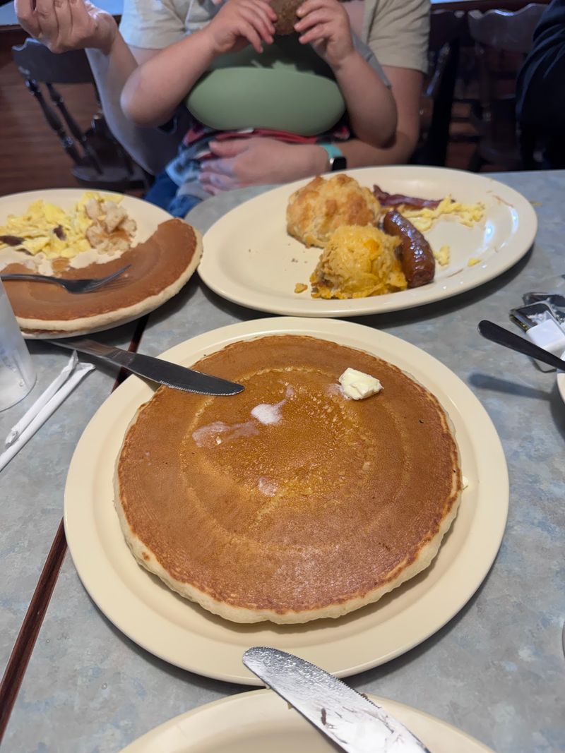 Buttermilk Pancakes Take the Crown