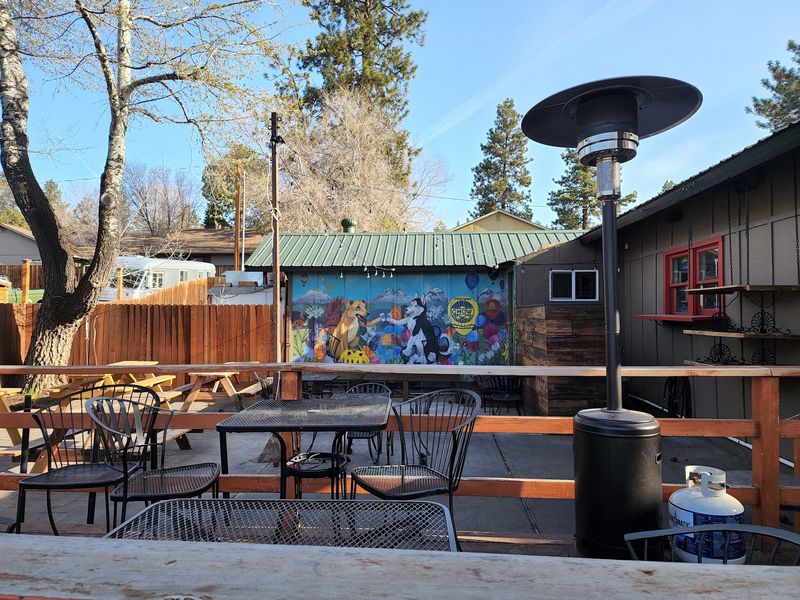 CHOW, Bend, OR