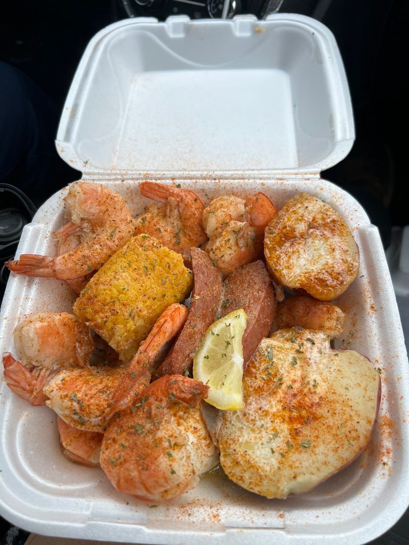 Cajun Platters Built for Big Appetites