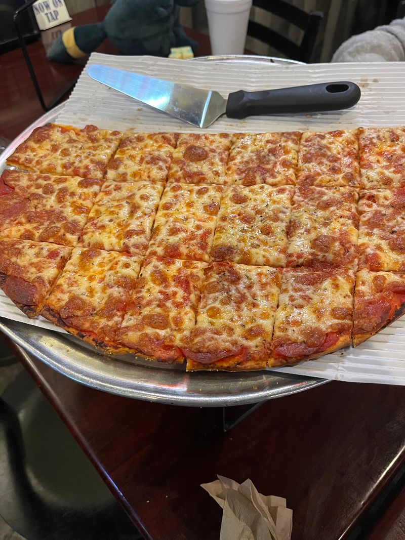 Camacho’s Famous - Pizzeria and Tavern, Clarksville, TN