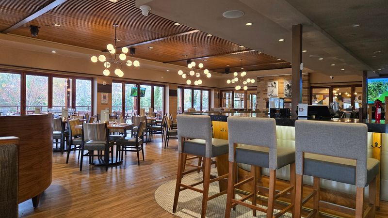 Carrying the Upscale Diner Torch