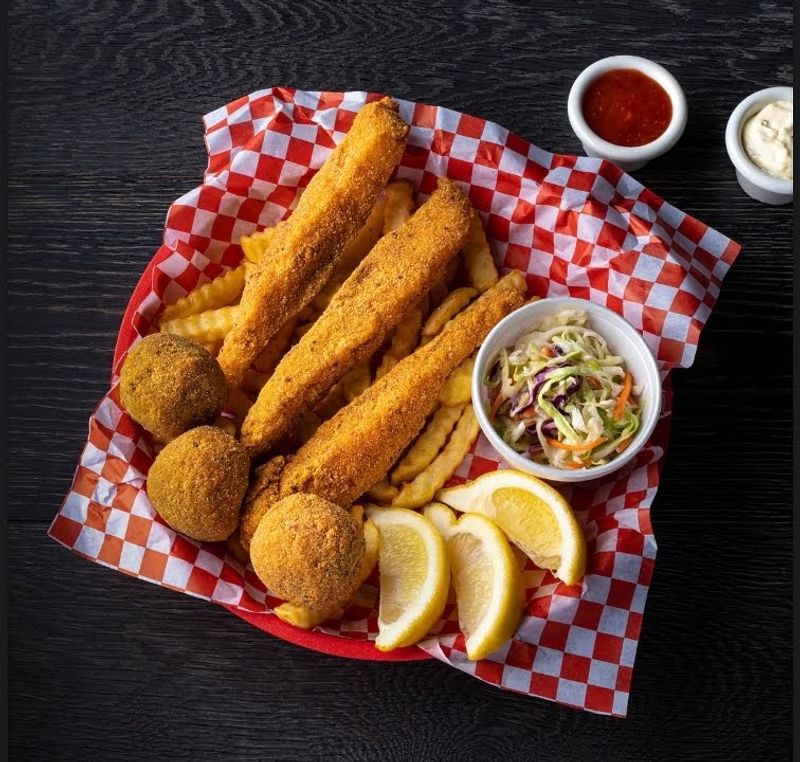 Catfish With a Crunch Worth the Hype Catfish With a Crunch Worth the Hype