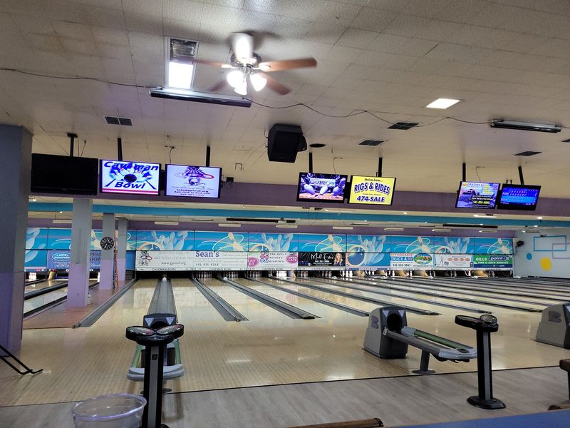 Caveman Bowl, Grants Pass, OR Caveman Bowl, Grants Pass, OR