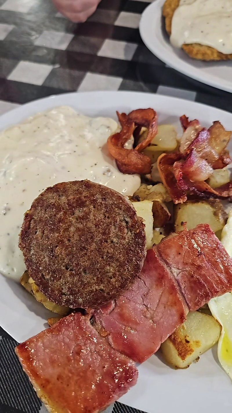 Christi's Cafe, Louisville, KY