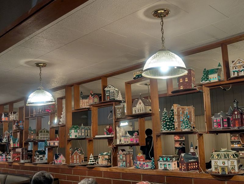 Christmas Houses and Cozy Quirks