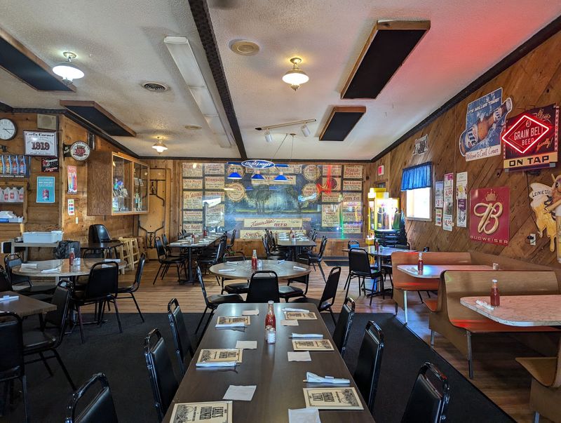 Classic Midwestern Charm Inside