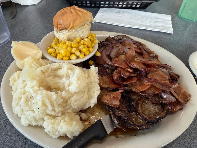 Comfort Food in Hefty Portions