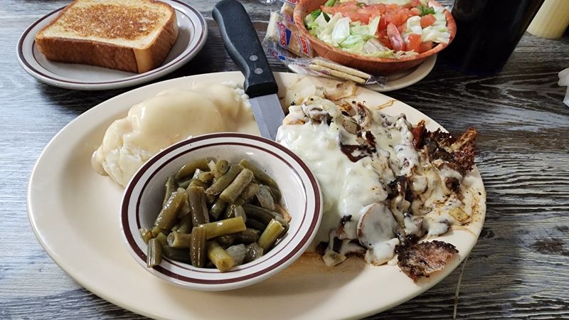 Comfort Plates After the Morning Rush