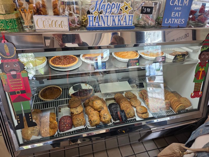 Cookies, Cake, and a Half-Pound Brookie Cookies, Cake, and a Half-Pound Brookie