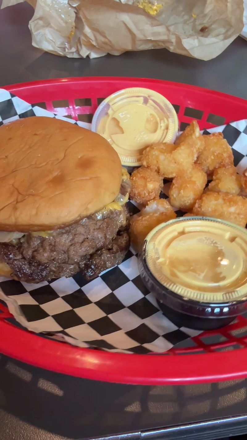 Cosmo Burger XR, Kansas City, MO