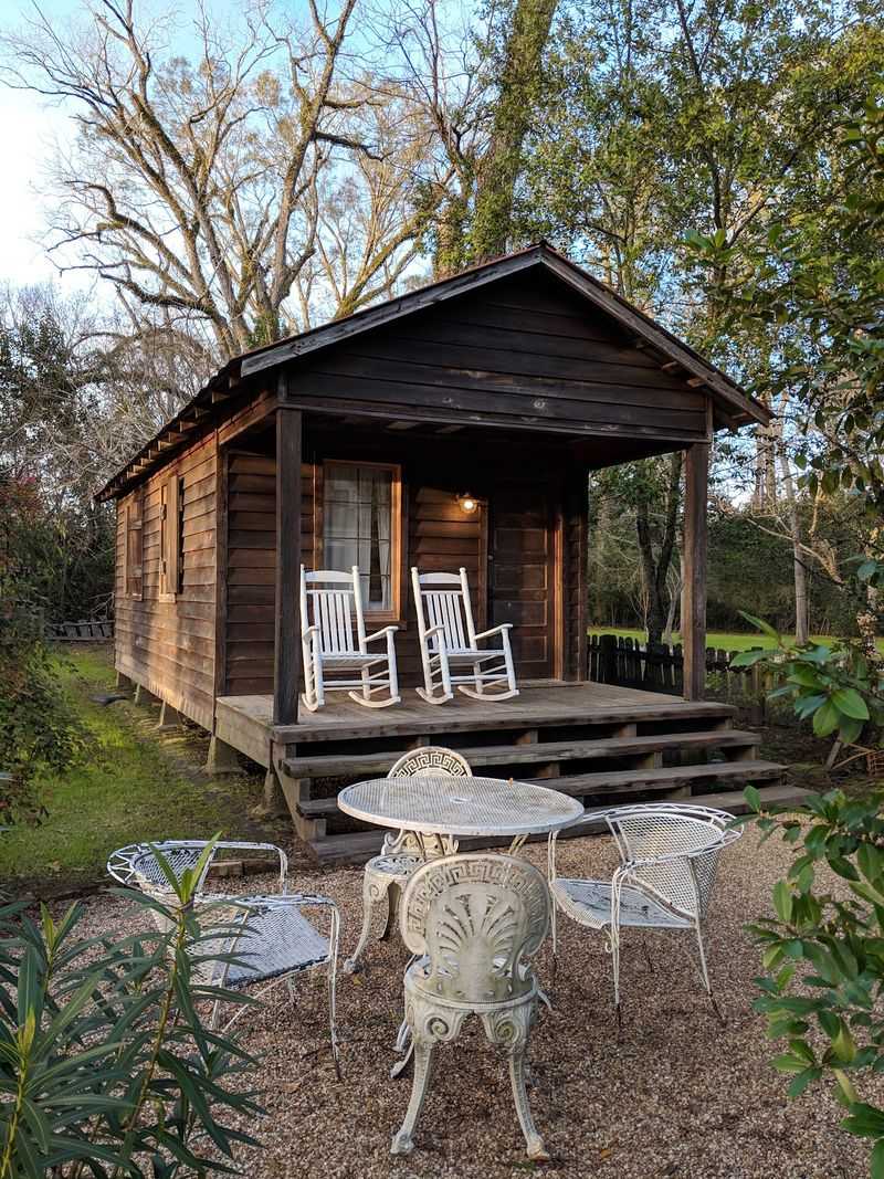 Cottages With Rocking Chairs Cottages With Rocking Chairs