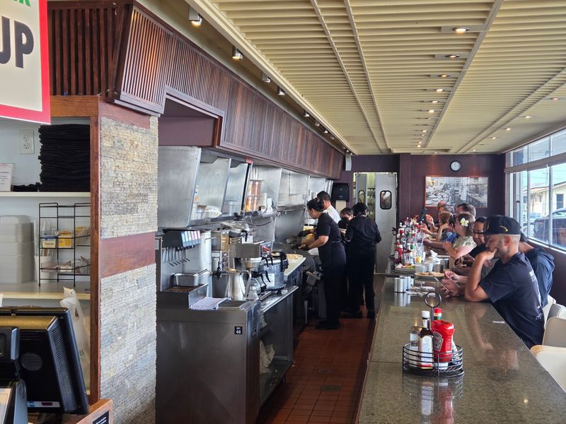 Counter Seating and the Old-School Diner Feel Counter Seating and the Old-School Diner Feel