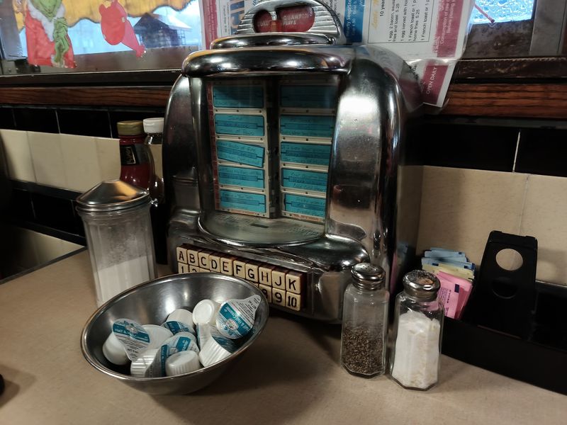 Counter Seats and Tabletop Jukeboxes