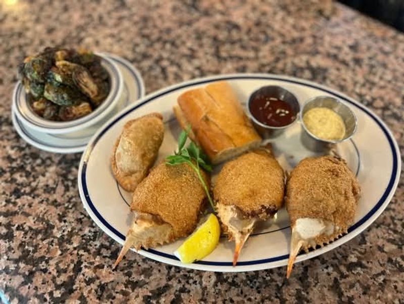 Crab Cakes, Empanadas and Other Side Stars