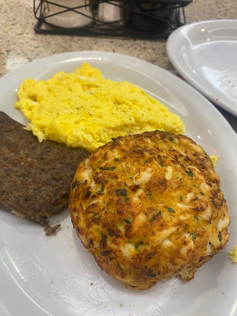 Crab Cakes Worth the Maryland Debate Crab Cakes Worth the Maryland Debate