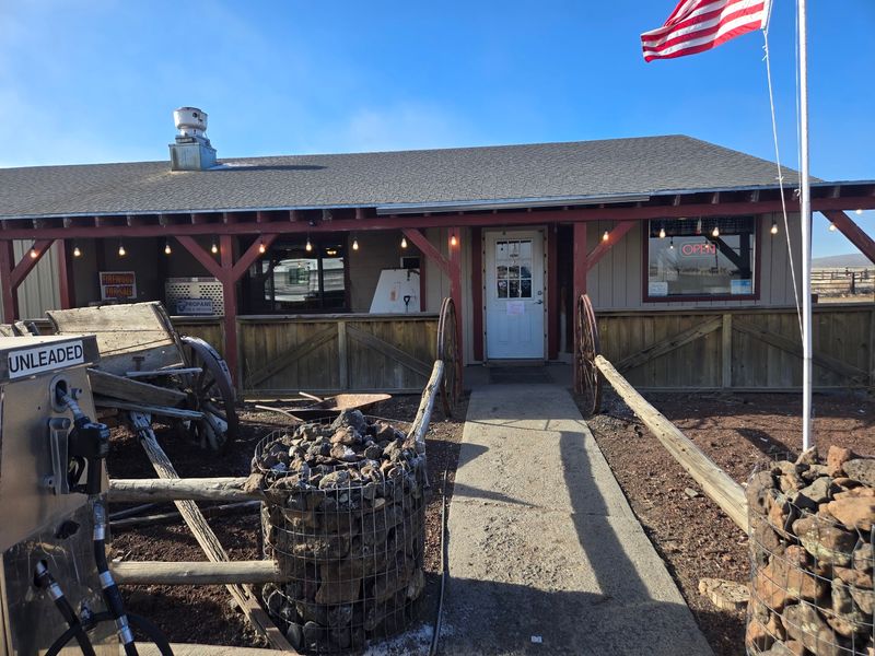 Crane Store & Cafe, Gas and RV camping., Crane, OR