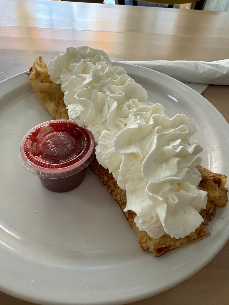 Crepes With a Cream Cheese Twist Crepes With a Cream Cheese Twist