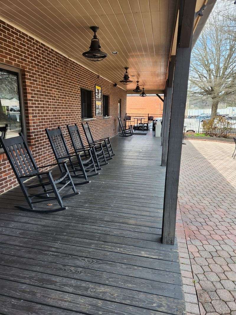 Deck Seating and Room to Roam Deck Seating and Room to Roam