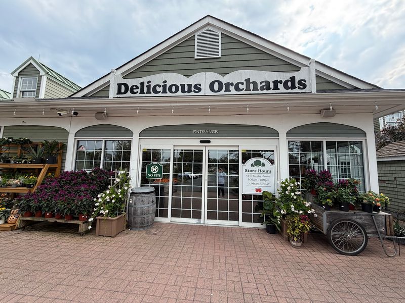 Delicious Orchards, Colts Neck, NJ