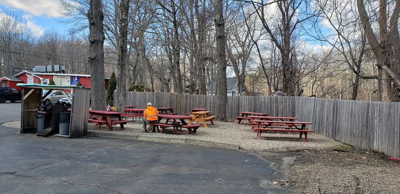 Disc Golf Players and Road Trippers