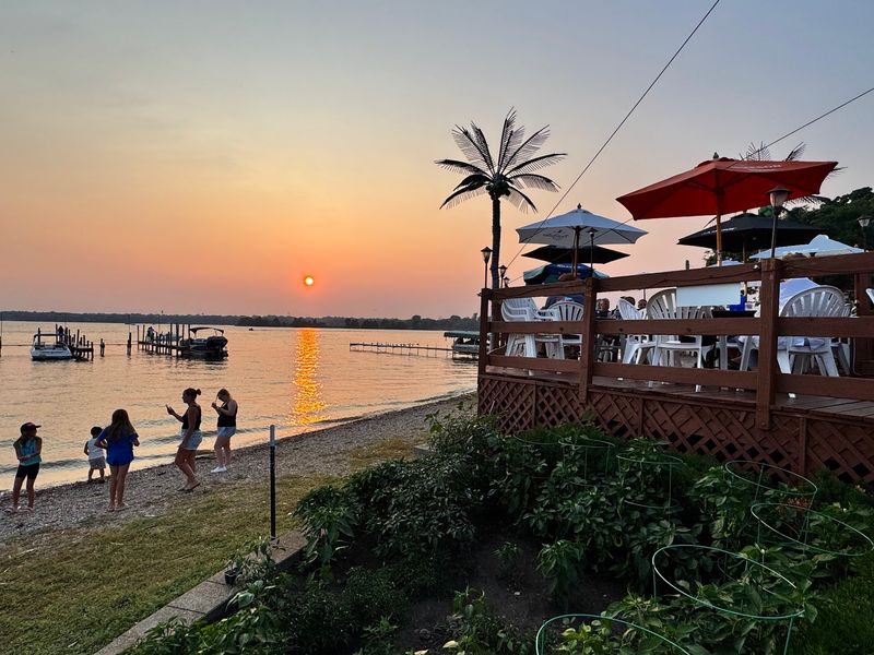 Dockers Restaurant, Fox Lake, Fox Lake, IL
