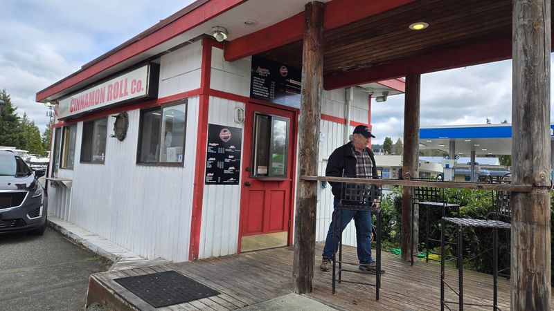 Drive-Thru Or Walk-Up Window Drive-Thru Or Walk-Up Window