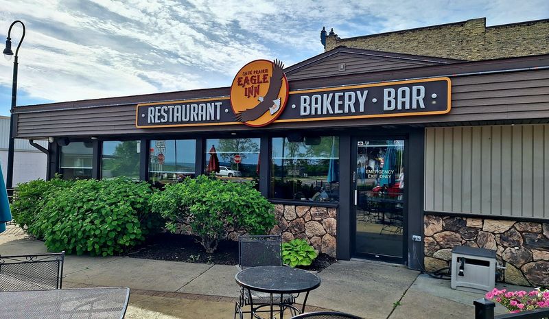 Eagle Inn - Sauk Prairie, Prairie du Sac, WI