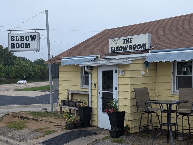 Elbow Room, Albert Lea, MN