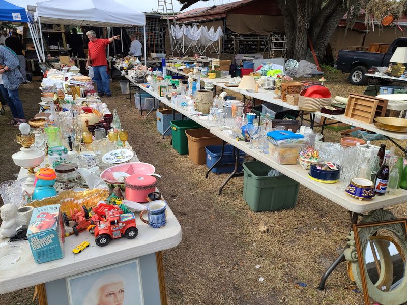 Extravaganza Weekends and Big Crowds