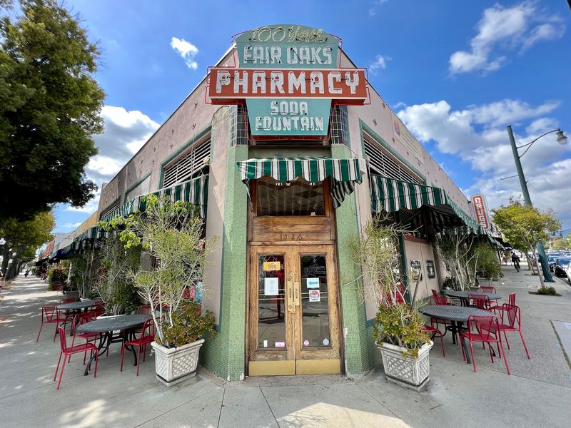 Fair Oaks Pharmacy, South Pasadena, CA Fair Oaks Pharmacy, South Pasadena, CA