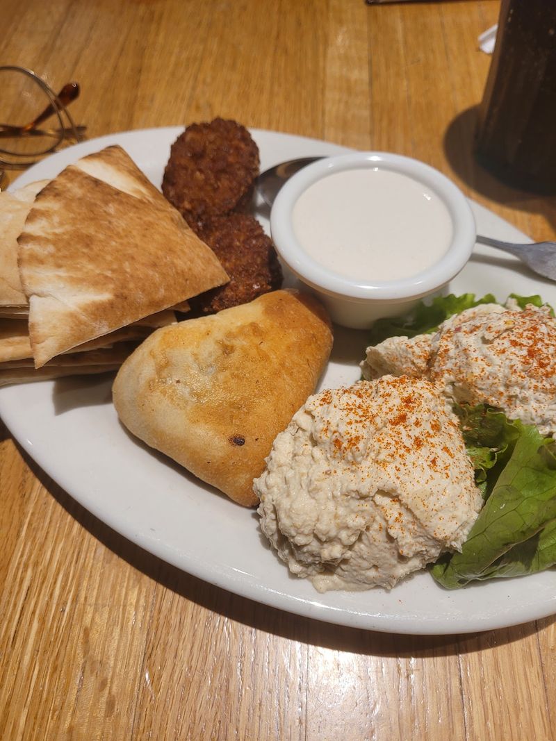 Falafel, Hummus, and Meat Pies Falafel, Hummus, and Meat Pies