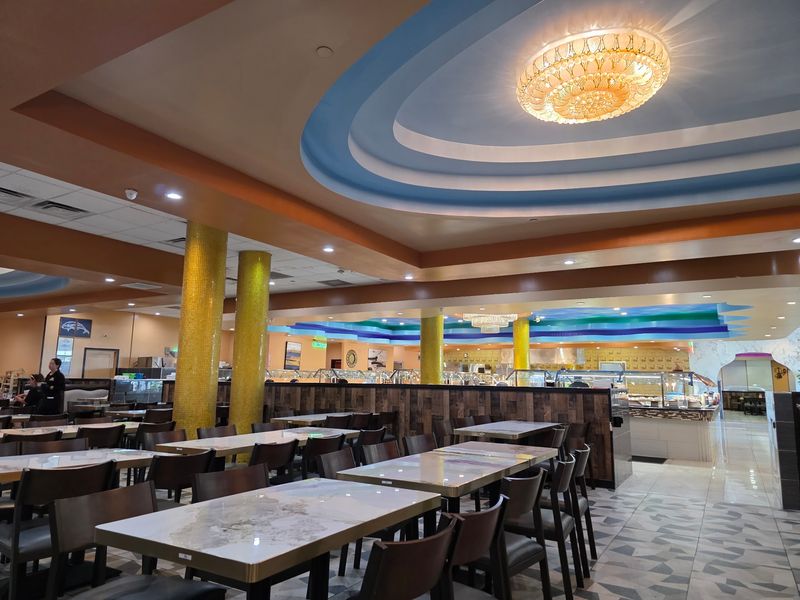 Family Tables and Service Style