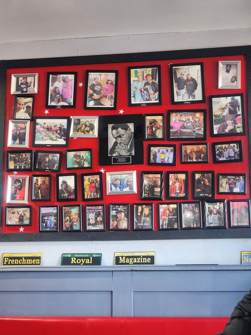 Famous Faces on the Wall Famous Faces on the Wall