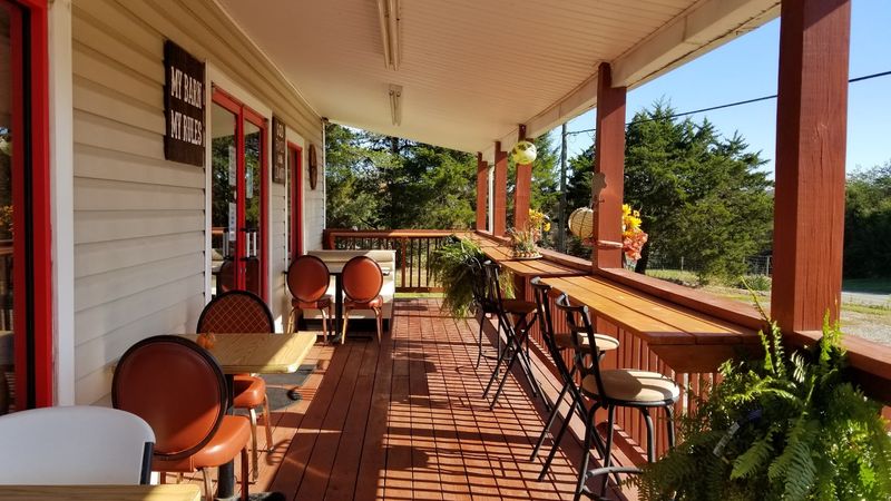 Farmhouse Decor and a Deck Out Back