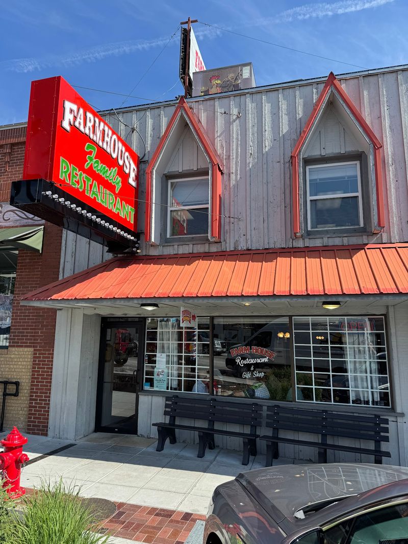 Farmhouse Restaurant, Branson, MO