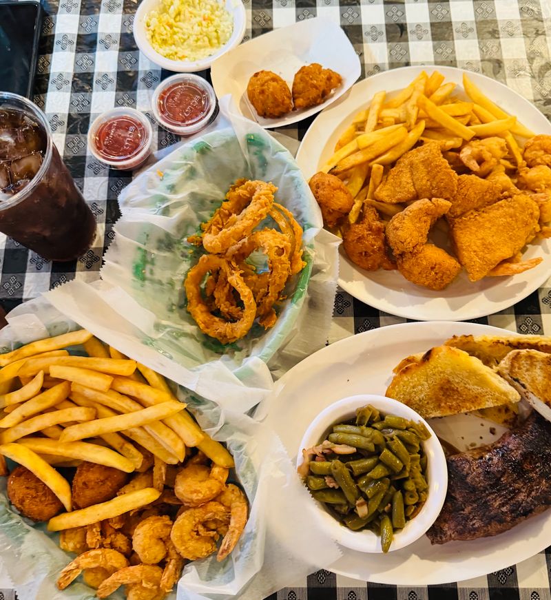 Fat Willie's Fish Camp, Valrico, FL Fat Willie's Fish Camp, Valrico, FL