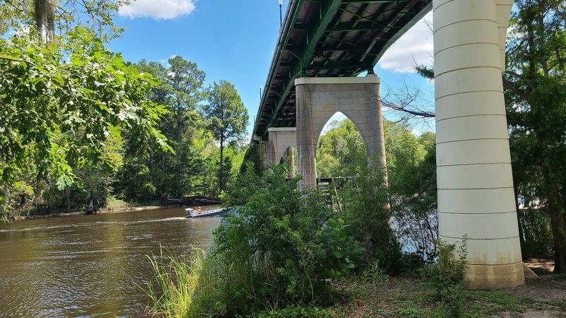 Fishing, Kayaks, and the Occasional Alligator Fishing, Kayaks, and the Occasional Alligator