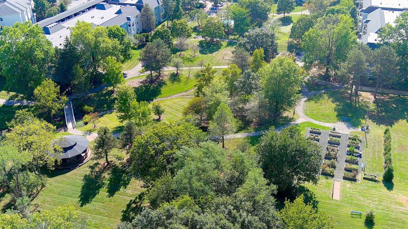 Flowers, Lawns and Room to Roam