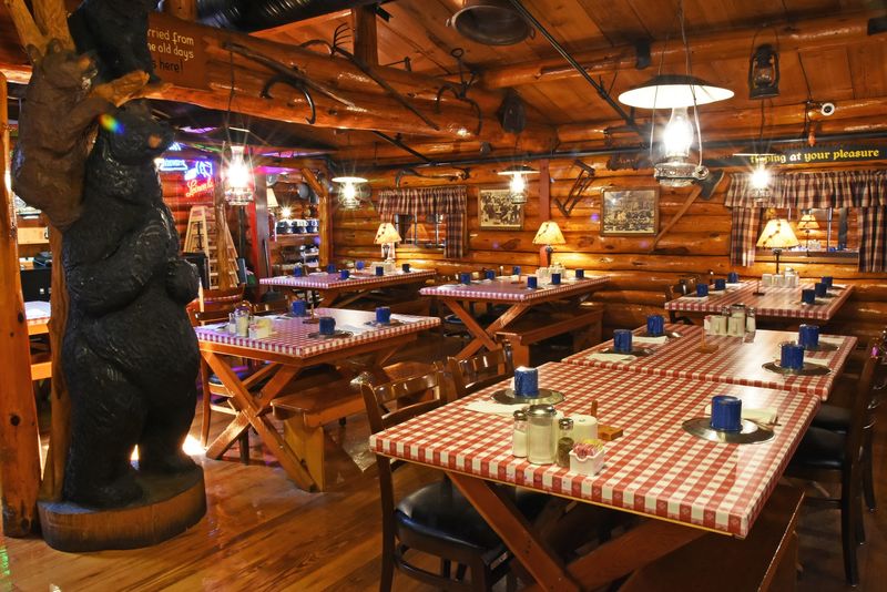 Folklore Served at the Table