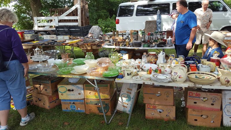 Food Trucks Fueling the Hunt