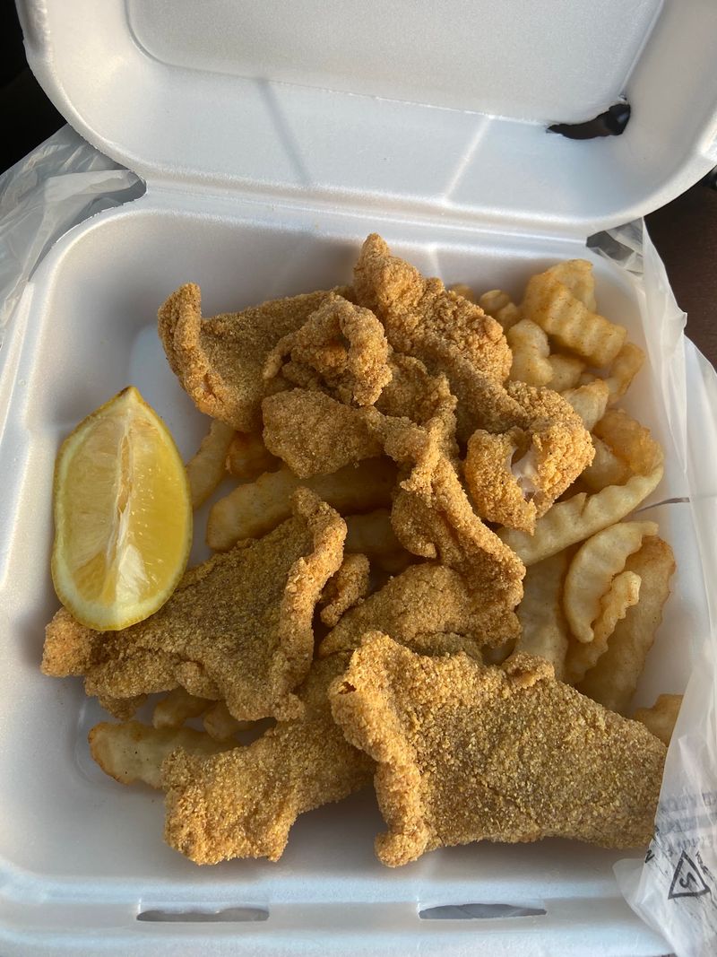 Fresh-Squeezed Lemonade on the Side