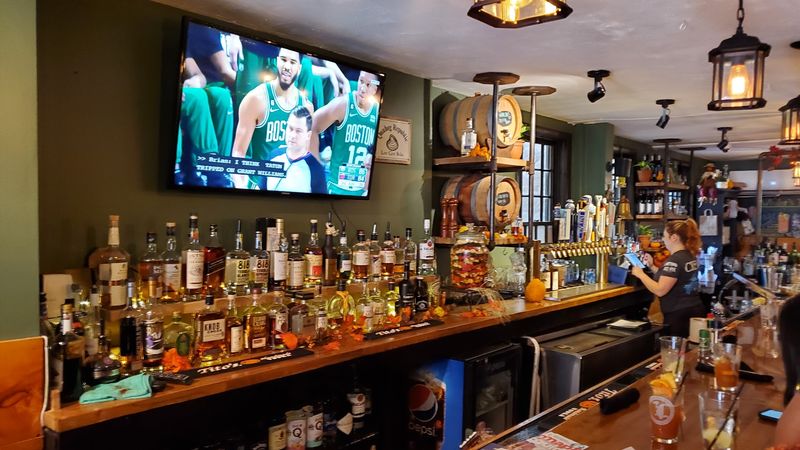 Friendly Faces Behind the Bar