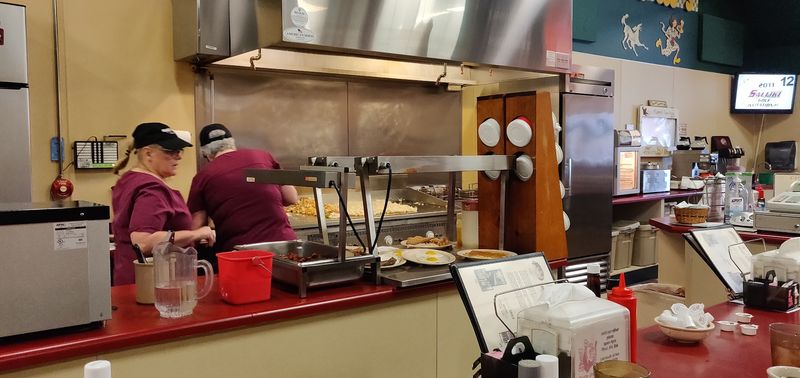 Friendly Faces Behind the Coffee Pot Friendly Faces Behind the Coffee Pot