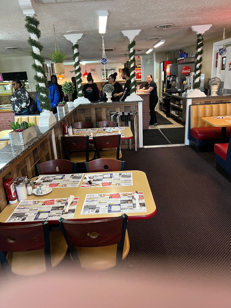 Friendly Faces Behind the Counter Friendly Faces Behind the Counter