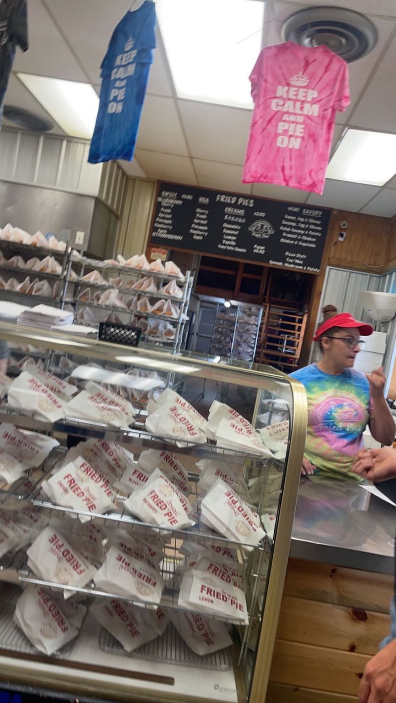 Friendly Faces Behind the Counter Friendly Faces Behind the Counter